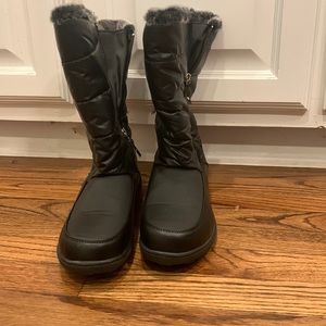 London fog, all weather for lined snow and rain boots, size 10,